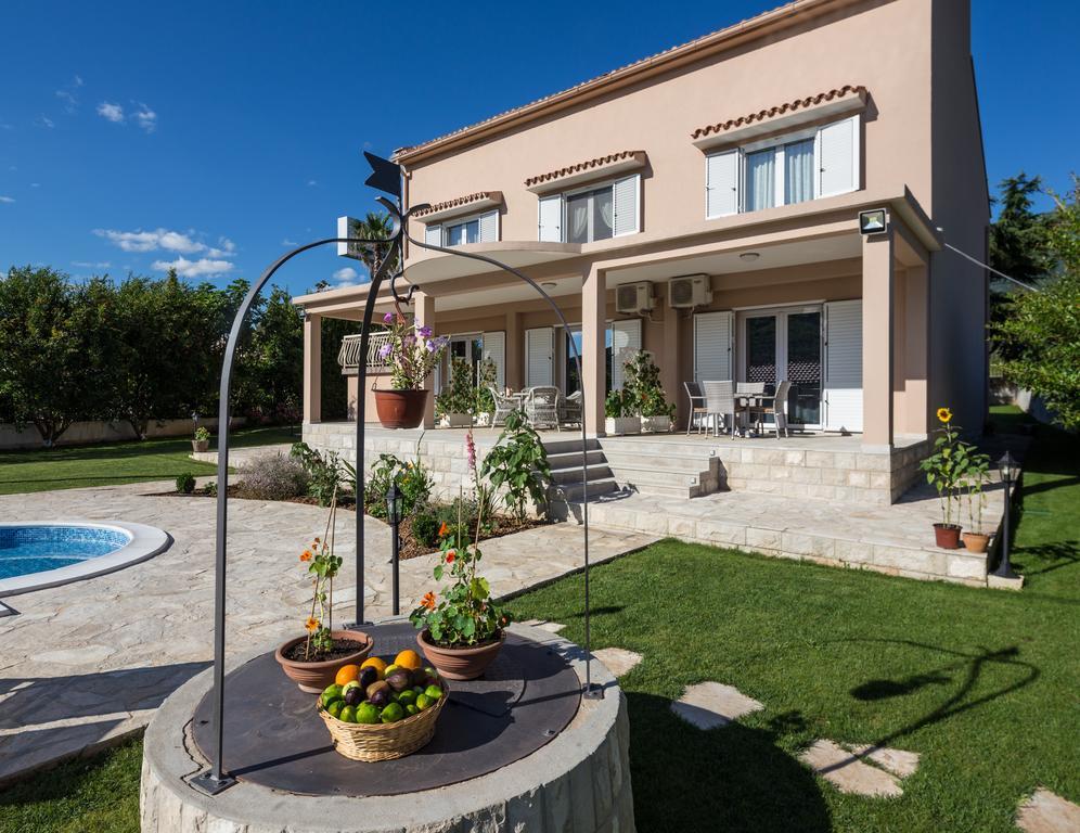 Apartments Raskovic Радановичи Экстерьер фото